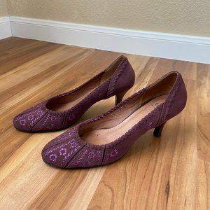 J J Designed In Italy Suede Purple Embroidered Heels Pump Size: 36 (US: 6)